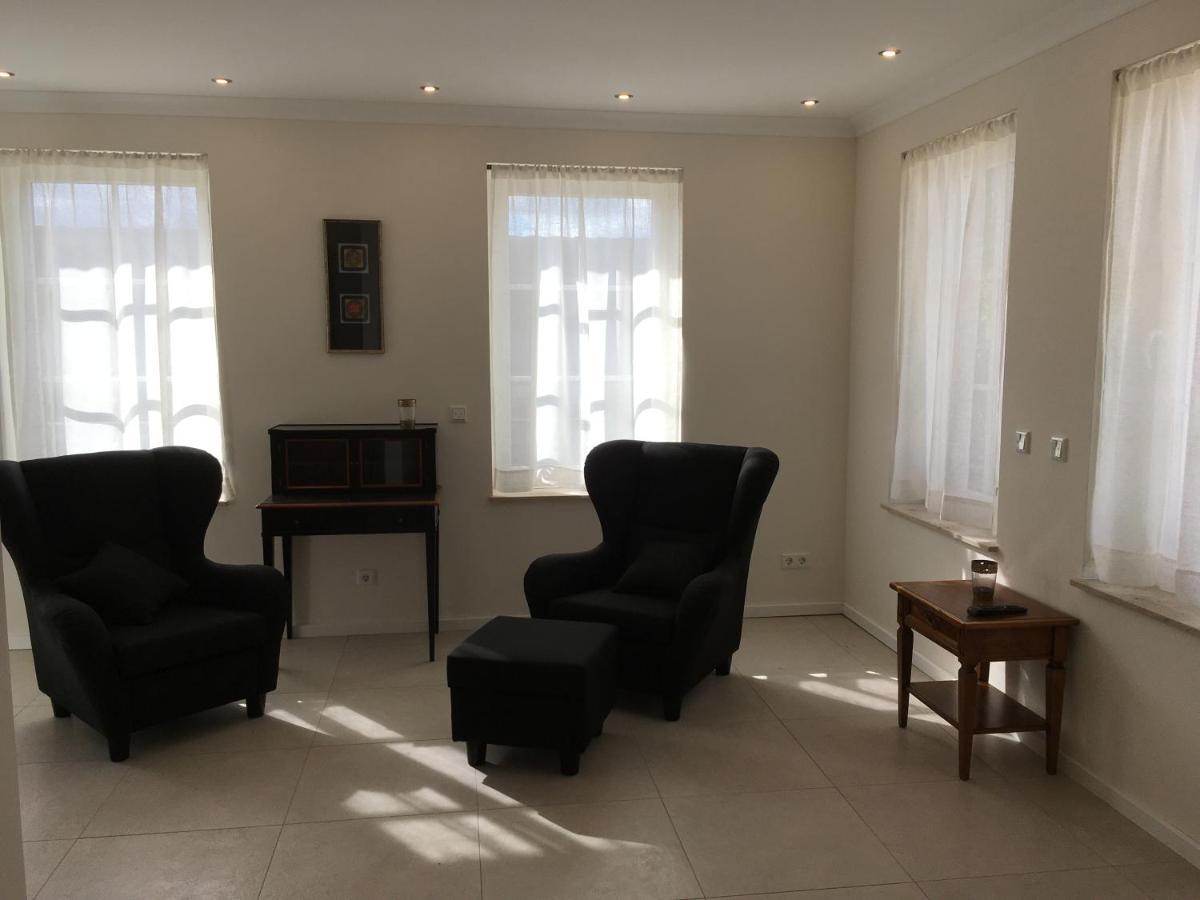 Grosszuegiges Appartement -Ruhig Und Doch Zentral Odenthal Exterior photo